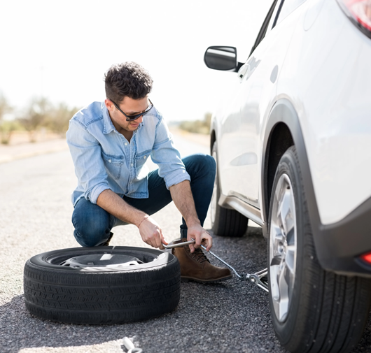 Who We Are About Lonzo's Roadside Service